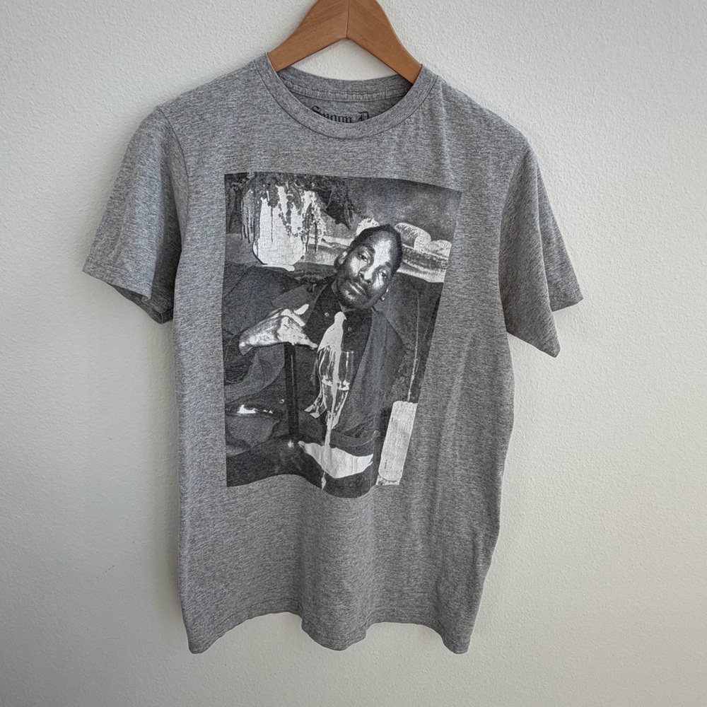 Snoop Dogg grey graphic tee